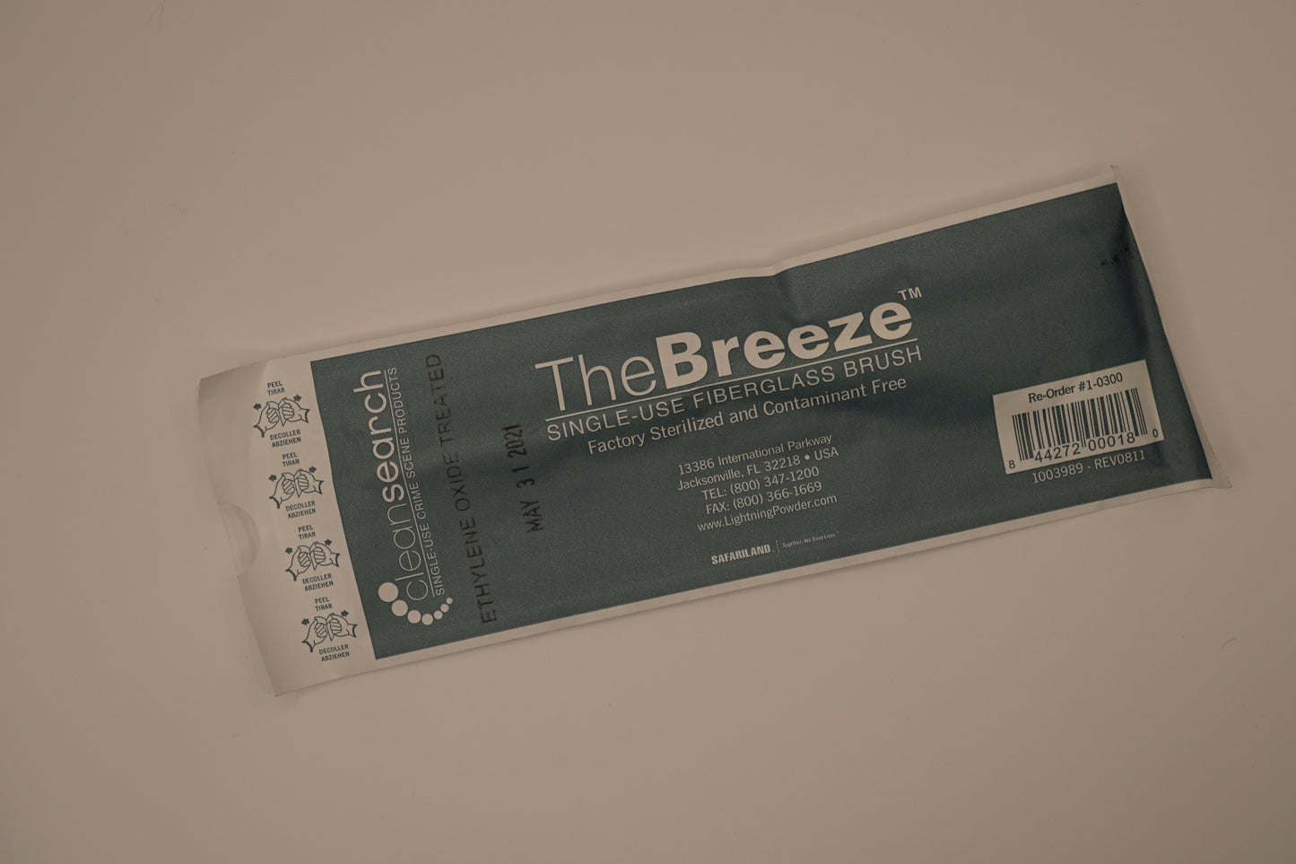 The Breeze - Single Use Fingerprint Brush